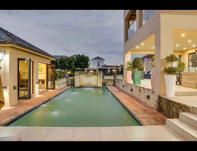 7 BEDROOM HOUSE FOR SALE IN BLUE HILLS EQUESTRIAN ESTATE